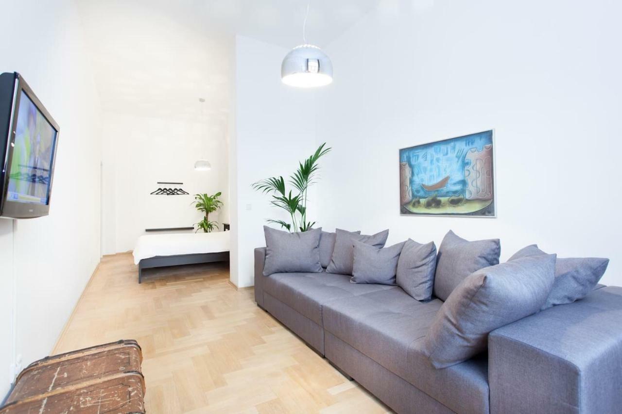 Labyrinth Apartment Berlin Bagian luar foto