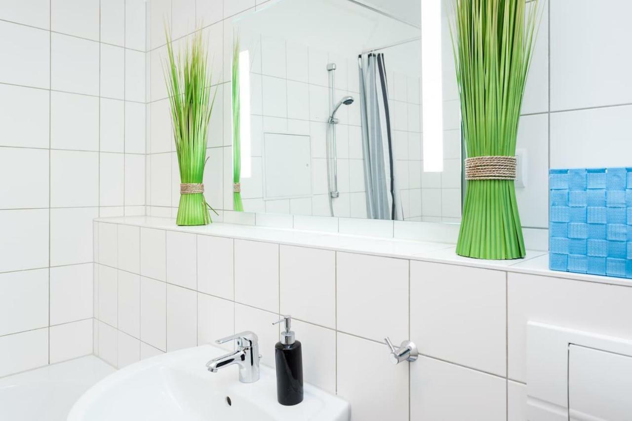 Labyrinth Apartment Berlin Bagian luar foto