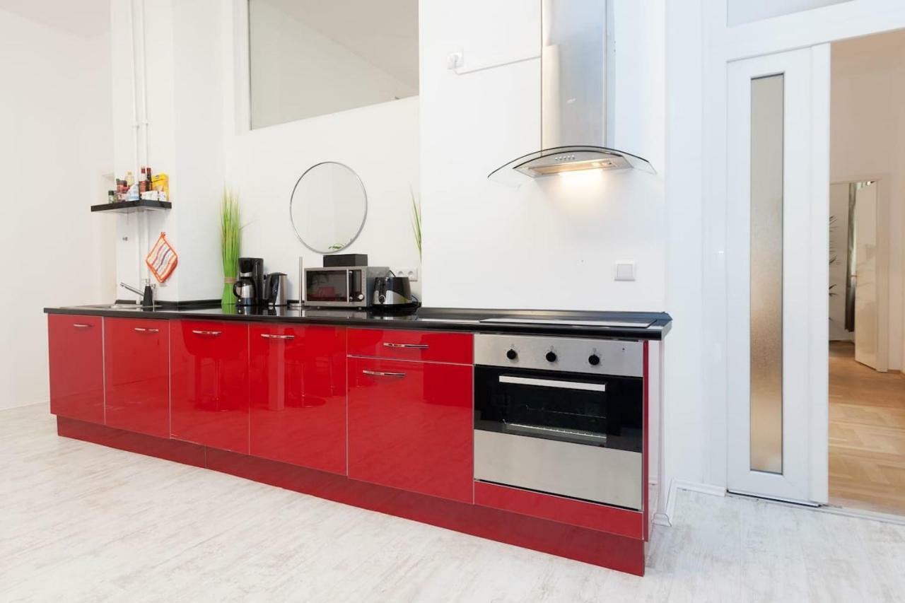 Labyrinth Apartment Berlin Bagian luar foto