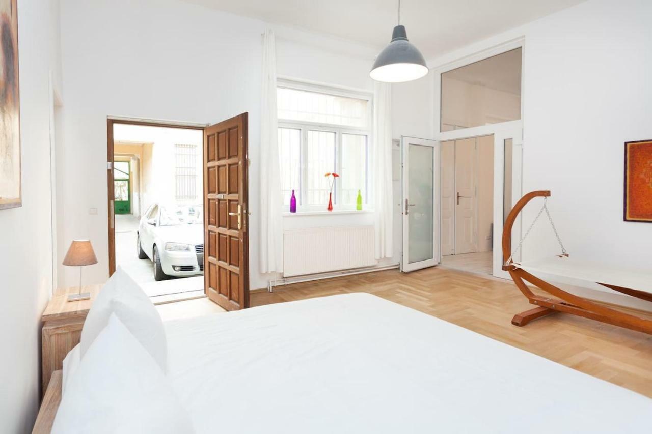 Labyrinth Apartment Berlin Bagian luar foto
