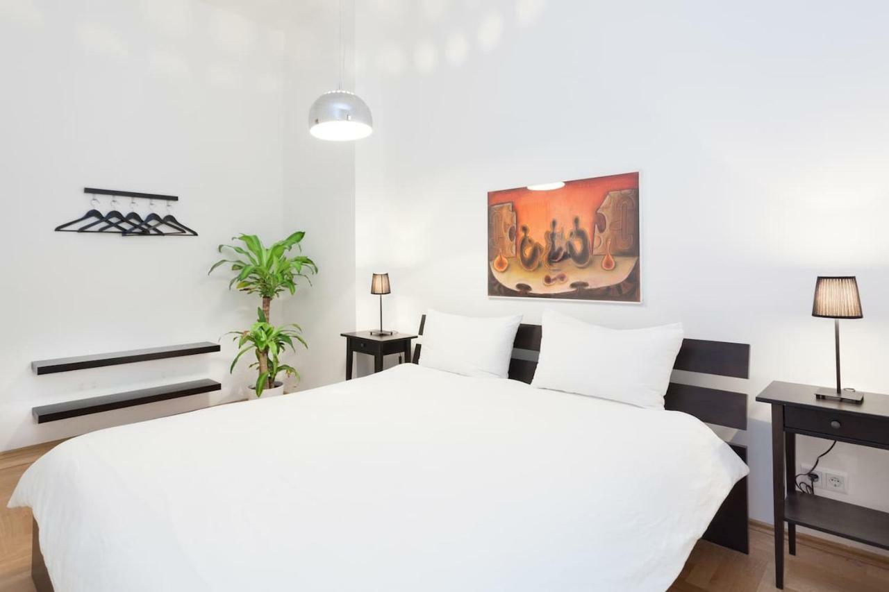 Labyrinth Apartment Berlin Bagian luar foto