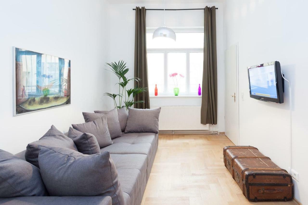 Labyrinth Apartment Berlin Bagian luar foto